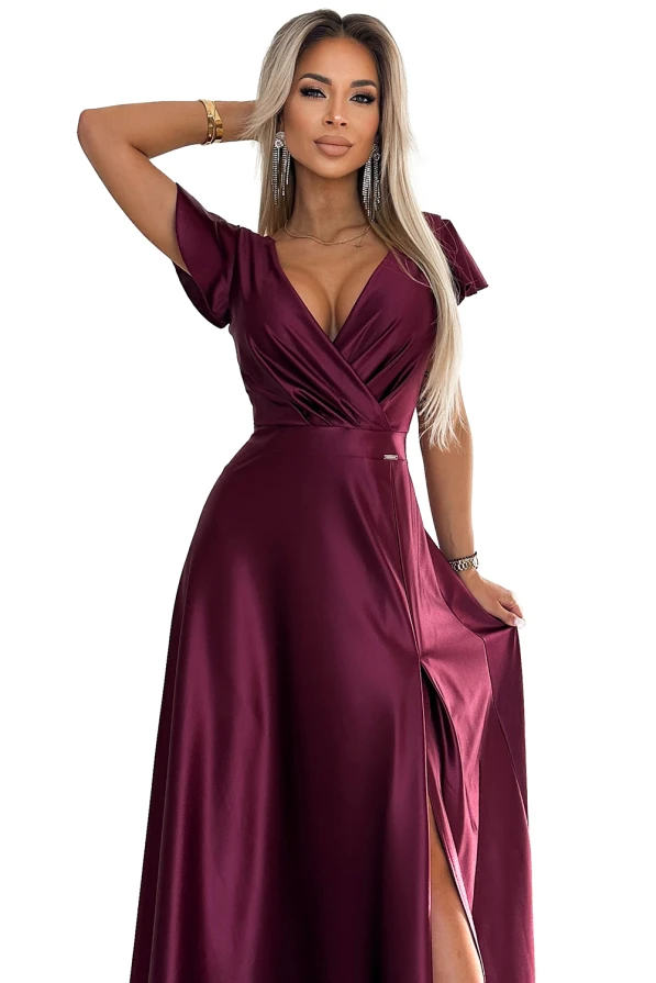 CRYSTAL сатенена дълга рокля с деколте - Цвят бордо